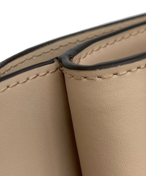 FURLA（フルラ）FURLA (フルラ) 2つ折り財布 ベージュの古着・服飾アイテム