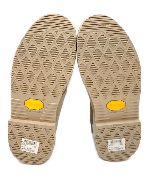 CLARKS ORIGINALS（クラークス オリジナルズ）Clarks Originals (クラークス オリジナルズ) デザートブーツ ベージュ サイズ:US8の古着・服飾アイテム