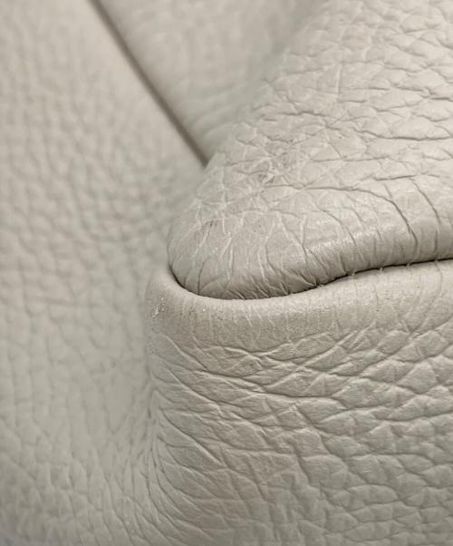 YOUNG & OLSEN The DRYGOODS STORE（ヤングアンドオルセン ザ ドライグッズストア）YOUNG & OLSEN The DRYGOODS STORE (ヤングアンドオルセン ザ ドライグッズストア) レザートートバッグ ベージュの古着・服飾アイテム