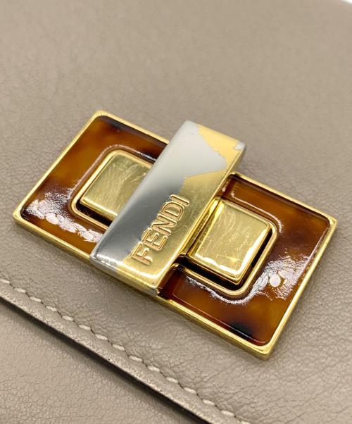 FENDI（フェンディ）FENDI (フェンディ) 3つ折り財布 ライトグレーの古着・服飾アイテム