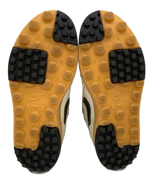 NIKE（ナイキ）NIKE (ナイキ) スニーカー ホワイト サイズ:US8.5の古着・服飾アイテム