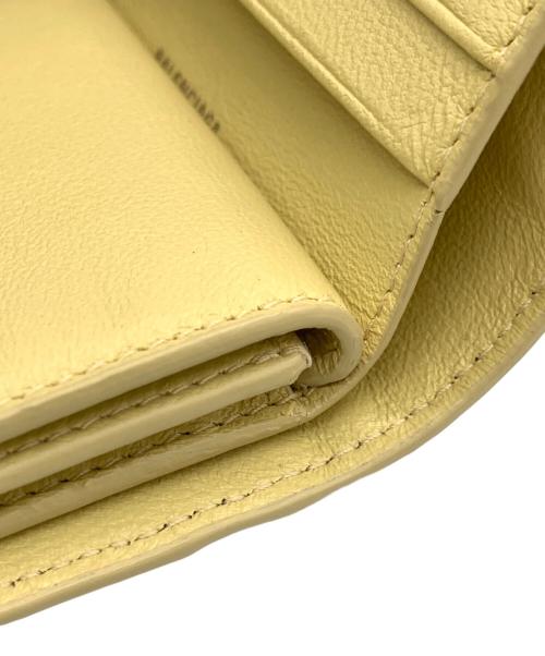 BALENCIAGA（バレンシアガ）BALENCIAGA (バレンシアガ) 2つ折り財布 イエローの古着・服飾アイテム