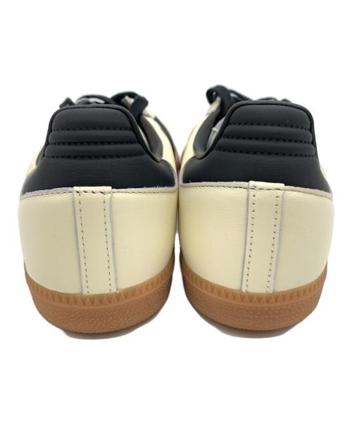 adidas（アディダス）adidas (アディダス) ローカットスニーカー ベージュ サイズ:US：8の古着・服飾アイテム