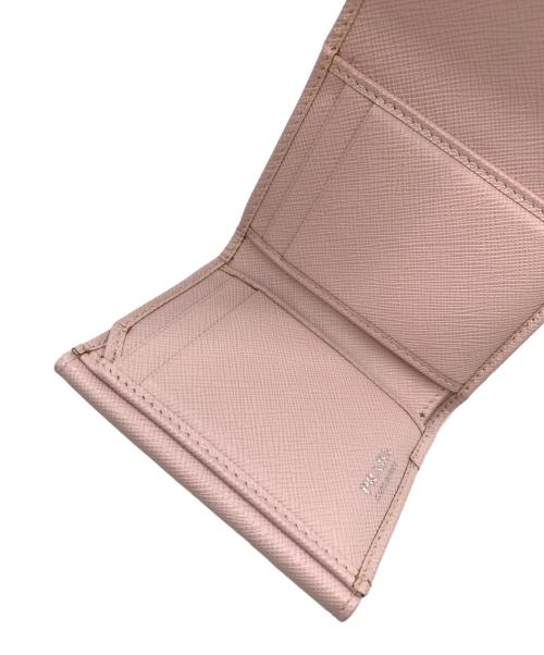 PRADA（プラダ）PRADA (プラダ) 3つ折り財布 ピンクの古着・服飾アイテム