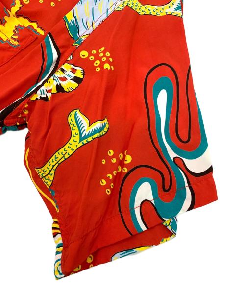 Sun Surf（サンサーフ）Sun Surf (サンサーフ) アロハシャツ レッド サイズ:L 16-16 1/2の古着・服飾アイテム