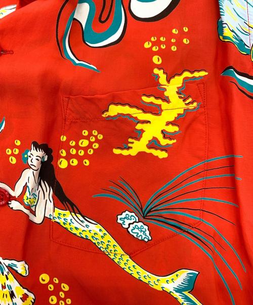 Sun Surf（サンサーフ）Sun Surf (サンサーフ) アロハシャツ レッド サイズ:L 16-16 1/2の古着・服飾アイテム