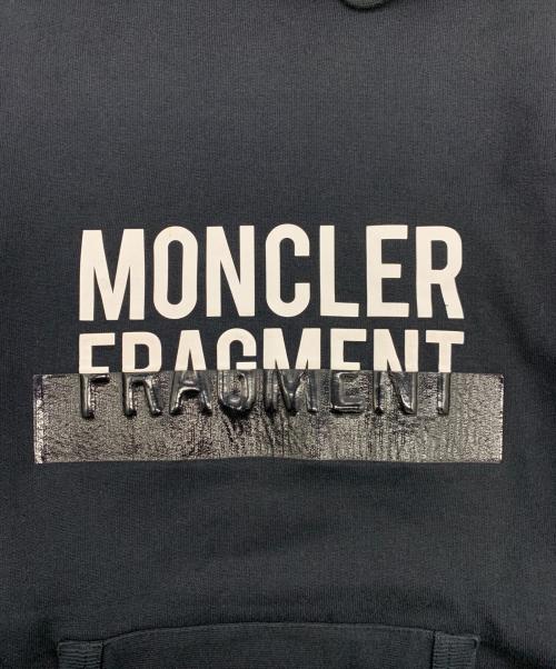 MONCLER（モンクレール）MONCLER (モンクレール) FRAGMENT DESIGN (フラグメントデザイン) パーカー ネイビー サイズ:Lの古着・服飾アイテム
