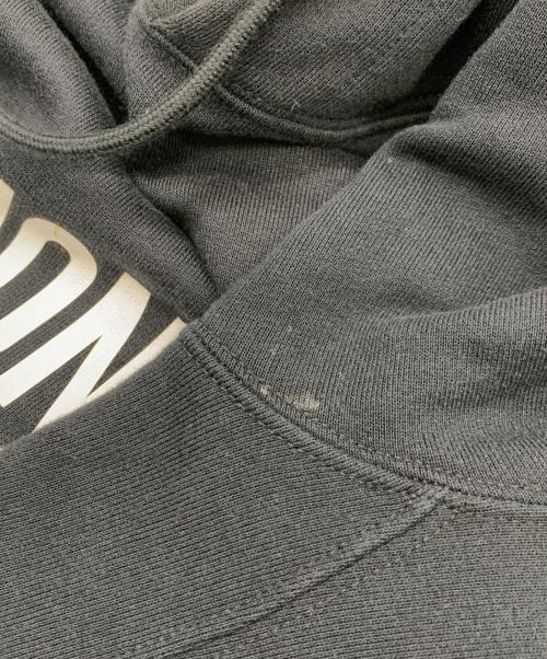 MONCLER（モンクレール）MONCLER (モンクレール) FRAGMENT DESIGN (フラグメントデザイン) パーカー ネイビー サイズ:Lの古着・服飾アイテム
