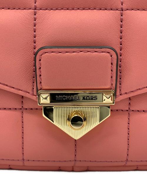 MICHAEL KORS（マイケル・コース）MICHAEL KORS (マイケル・コース) チェーンショルダーバッグ ピンクの古着・服飾アイテム