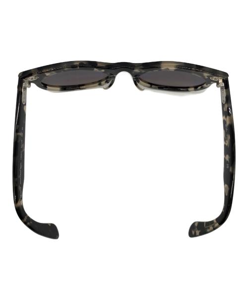 RAY-BAN（レイバン）RAY-BAN (レイバン) サングラス ブラック×ホワイト サイズ:53□22 150の古着・服飾アイテム