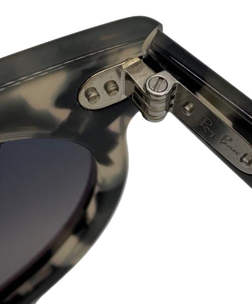 RAY-BAN（レイバン）RAY-BAN (レイバン) サングラス ブラック×ホワイト サイズ:53□22 150の古着・服飾アイテム
