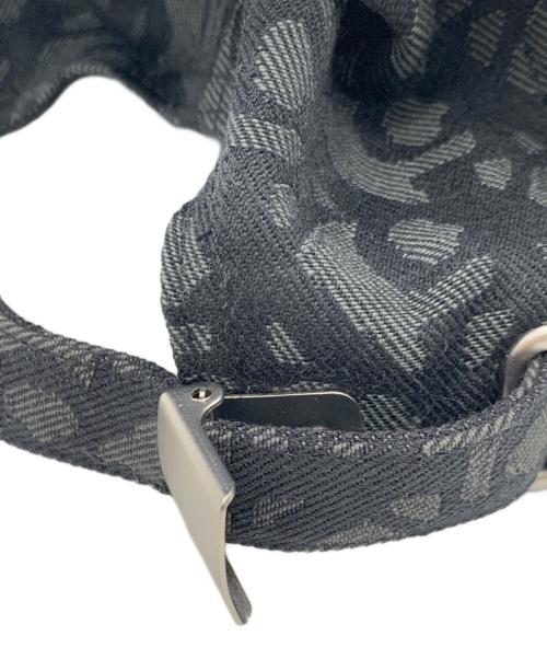 Calvin Klein Jeans（カルバンクラインジーンズ）Calvin Klein Jeans (カルバンクラインジーンズ) LOGO JAQUARD BASEBALL CAP ブラック サイズ:OSの古着・服飾アイテム