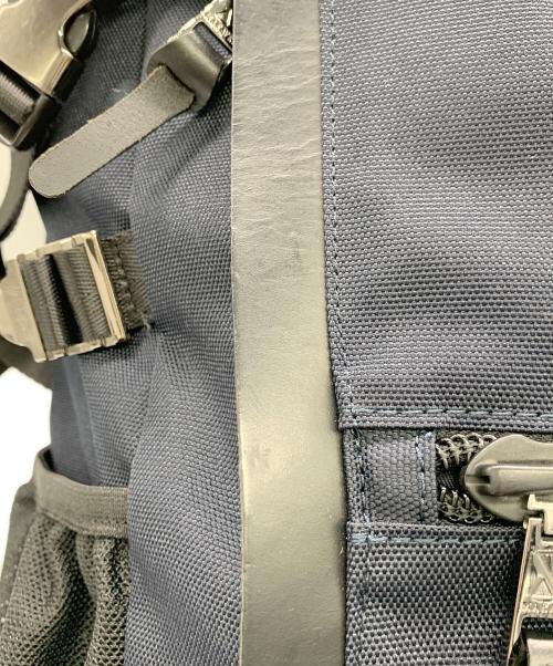 MAKAVELIC（マキャベリック）MAKAVELIC (マキャベリック) バックパック ネイビー×ブラック×レッドの古着・服飾アイテム