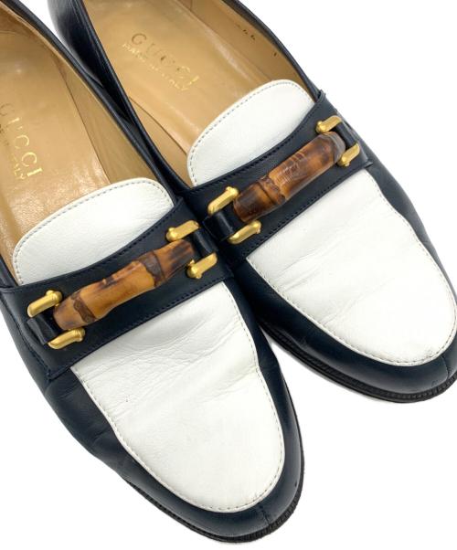 GUCCI（グッチ）GUCCI (グッチ) ローファー ブラック×ホワイト サイズ:7の古着・服飾アイテム