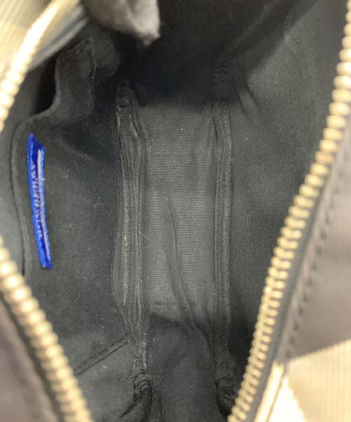BURBERRY BLUE LABEL（バーバリー ブルー レーベル）BURBERRY BLUE LABEL (バーバリー ブルー レーベル) ショルダーバッグ グレー×ブラック×ピンクの古着・服飾アイテム
