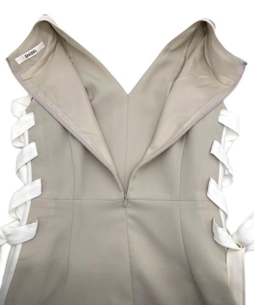 Snidel（スナイデル）Snidel (スナイデル) ノースリーブ・キャミソールワンピース ホワイトの古着・服飾アイテム