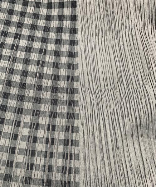 PLEATS PLEASE（プリーツプリーズ）PLEATS PLEASE (プリーツプリーズ) プリーツスカート グレー サイズ:3の古着・服飾アイテム