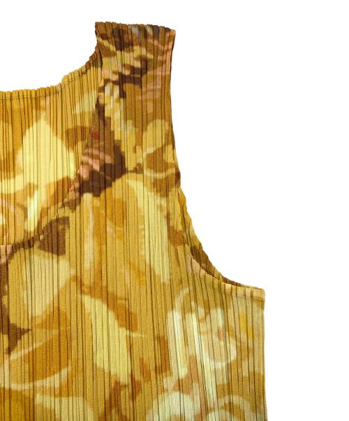 PLEATS PLEASE（プリーツプリーズ）PLEATS PLEASE (プリーツプリーズ) ノースリーブブラウス イエロー サイズ:3の古着・服飾アイテム