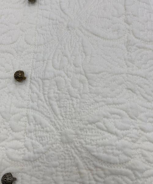 KAGURE（カグレ）KAGURE (カグレ) ノーカラージャケット ホワイト サイズ:Freeの古着・服飾アイテム