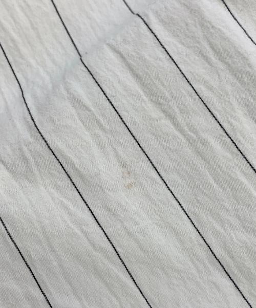 KAGURE（カグレ）KAGURE (カグレ) バンドカラーシャツ ブラック×ベージュ サイズ:Freeの古着・服飾アイテム