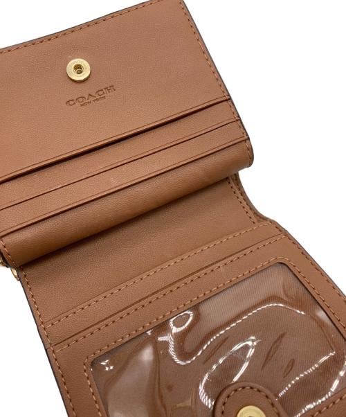 COACH（コーチ）COACH (コーチ) 2つ折り財布 ベージュの古着・服飾アイテム