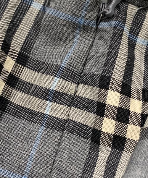 Burberry's（バーバリー）Burberry's (バーバリー) ロングスカート グレー サイズ:17ABRの古着・服飾アイテム