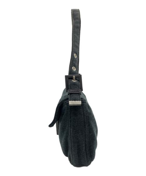FENDI（フェンディ）FENDI (フェンディ) ショルダーバッグ グレーの古着・服飾アイテム