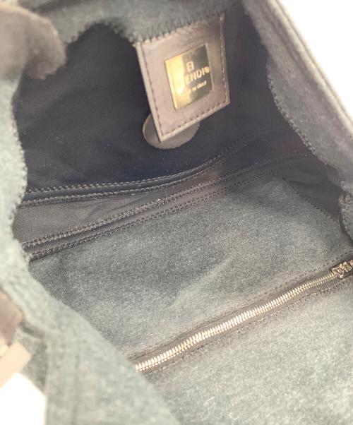 FENDI（フェンディ）FENDI (フェンディ) ショルダーバッグ グレーの古着・服飾アイテム