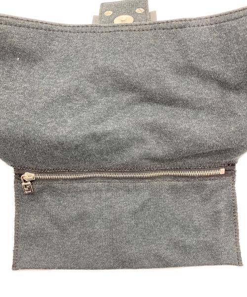 FENDI（フェンディ）FENDI (フェンディ) ショルダーバッグ グレーの古着・服飾アイテム