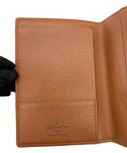 LOUIS VUITTON（ルイ ヴィトン）LOUIS VUITTON (ルイ ヴィトン) クーヴェルテュール・パスポール ブラウンの古着・服飾アイテム