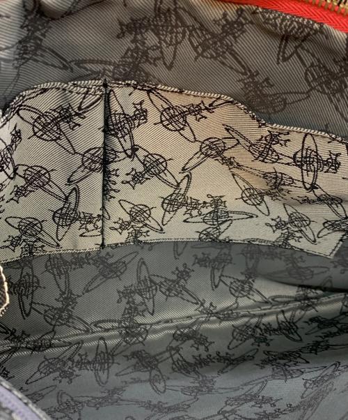Vivienne Westwood（ヴィヴィアンウエストウッド）Vivienne Westwood (ヴィヴィアンウエストウッド) ショルダーバッグ ブラック×レッドの古着・服飾アイテム