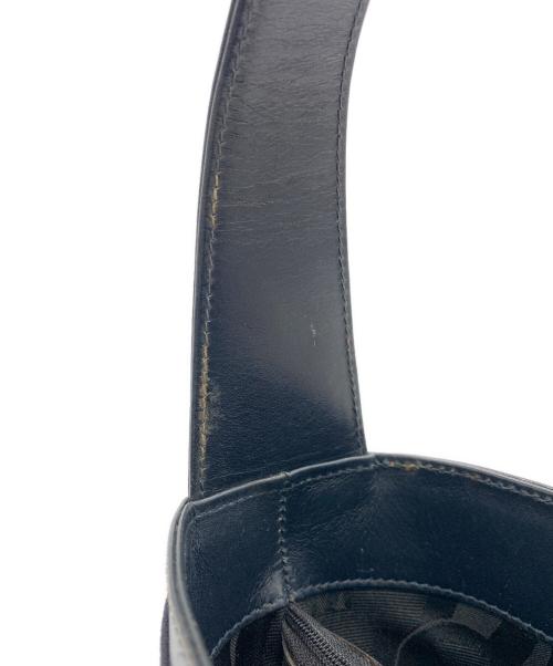 Ferragamo（フェラガモ）Ferragamo (フェラガモ) ハンドバッグ ブラックの古着・服飾アイテム