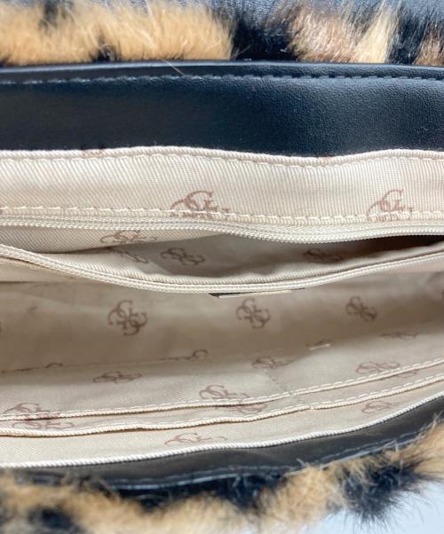 GUESS（ゲス）GUESS (ゲス) 2WAYバッグ ベージュ×ブラックの古着・服飾アイテム