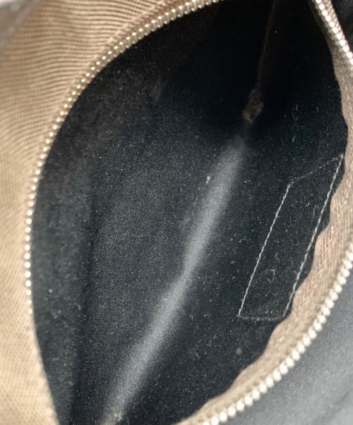 PRADA（プラダ）PRADA (プラダ) ショルダーバッグ グレーの古着・服飾アイテム