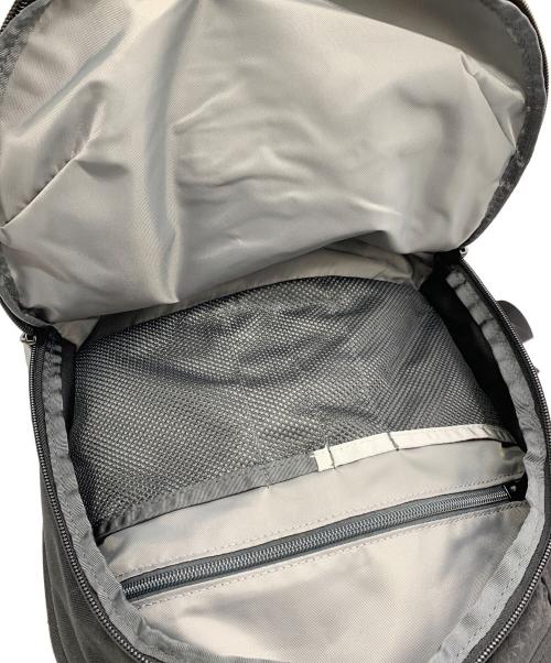 THE NORTH FACE（ザ ノース フェイス）THE NORTH FACE (ザ ノース フェイス) VAULT / リュック ブラックの古着・服飾アイテム