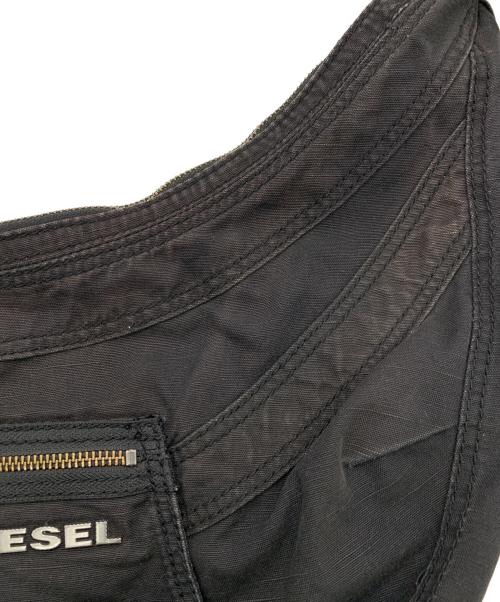 DIESEL（ディーゼル）DIESEL (ディーゼル) ショルダーバッグ ブラックの古着・服飾アイテム