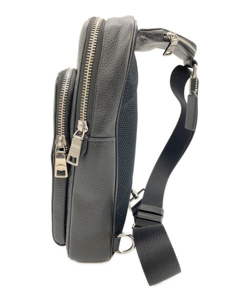 COACH（コーチ）COACH (コーチ) ボディーバッグ ブラックの古着・服飾アイテム