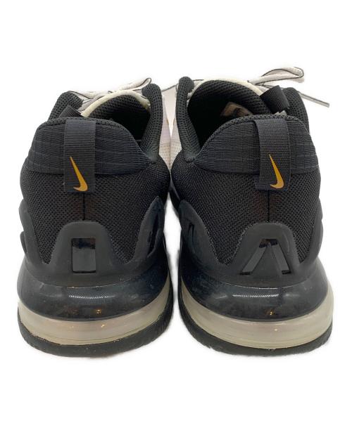 NIKE（ナイキ）NIKE (ナイキ) スニーカー ホワイト サイズ:US9.5の古着・服飾アイテム