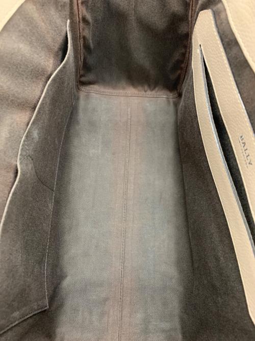 BALLY（バリー）BALLY (バリー) SOMMET　ZIP　2WAYバッグ ピンクの古着・服飾アイテム