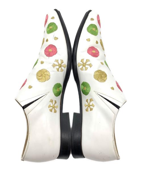 COMME des GARCONS（コムデギャルソン）COMME des GARCONS (コムデギャルソン) ポインテッドトゥスリッポン ホワイト サイズ:23の古着・服飾アイテム