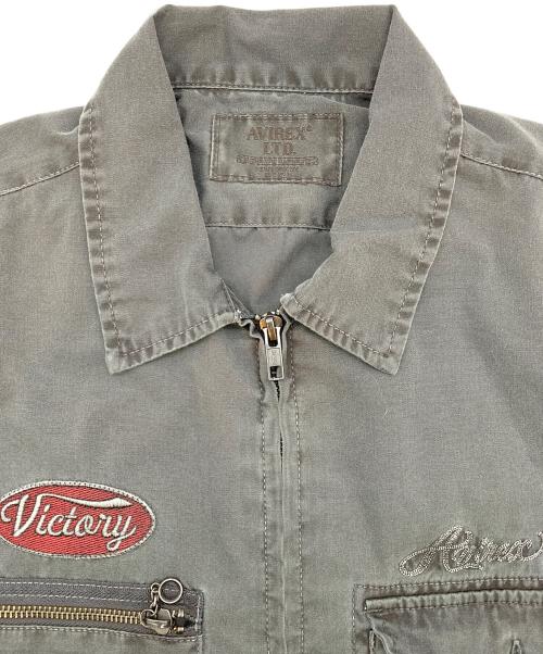 AVIREX（アヴィレックス）AVIREX (アヴィレックス) FADED EMB WORK JACKET チャコール サイズ:Mの古着・服飾アイテム