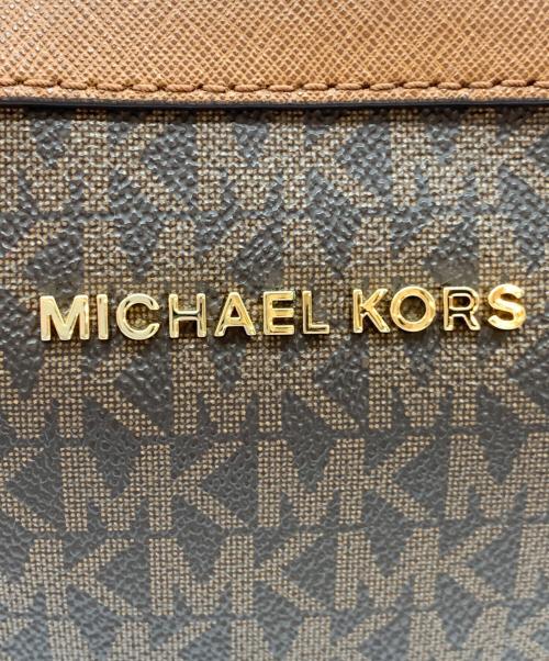 MICHAEL KORS（マイケルコース）MICHAEL KORS (マイケルコース) ショルダーバッグ ブラウンの古着・服飾アイテム