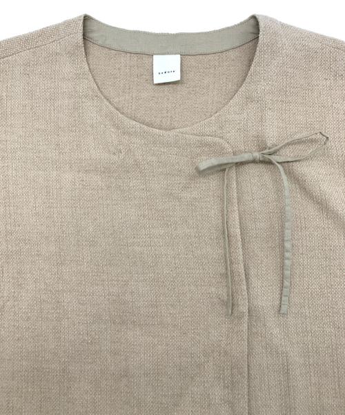 KAGURE（カグレ）KAGURE (カグレ) ノースリーブ・キャミソールワンピース ベージュ サイズ:Freeの古着・服飾アイテム