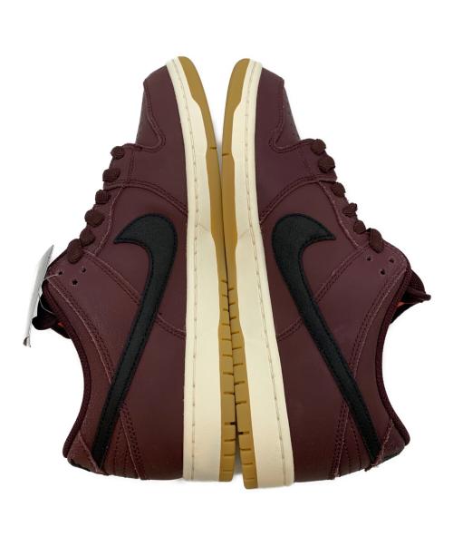 NIKE（ナイキ）NIKE (ナイキ) SB Dunk Low Pro ISO レッド サイズ:US10.5の古着・服飾アイテム