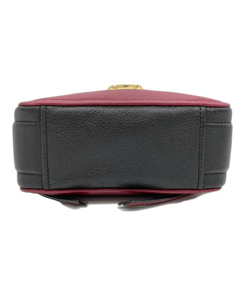 MARC JACOBS（マークジェイコブス）MARC JACOBS (マークジェイコブス) ショルダーバッグ レッドの古着・服飾アイテム