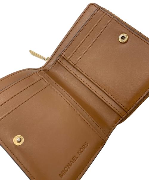 MICHAEL KORS（マイケルコース）MICHAEL KORS (マイケルコース) 2つ折り財布 ブラウン×ベージュの古着・服飾アイテム