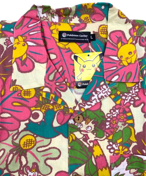 Pokemon Center（ポケモンセンター）Pokemon Center (ポケモンセンター) Pokémon de Aloha! シャツ ベージュ×ピンク サイズ:Lの古着・服飾アイテム