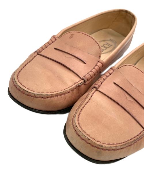 TOD'S（トッズ）TOD'S (トッズ) ローファー ピンク サイズ:41の古着・服飾アイテム