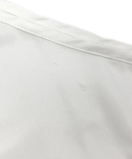 GRACE CONTINENTAL（グレースコンチネンタル）GRACE CONTINENTAL (グレースコンチネンタル) スターカットワークシャツ ホワイト サイズ:36の古着・服飾アイテム