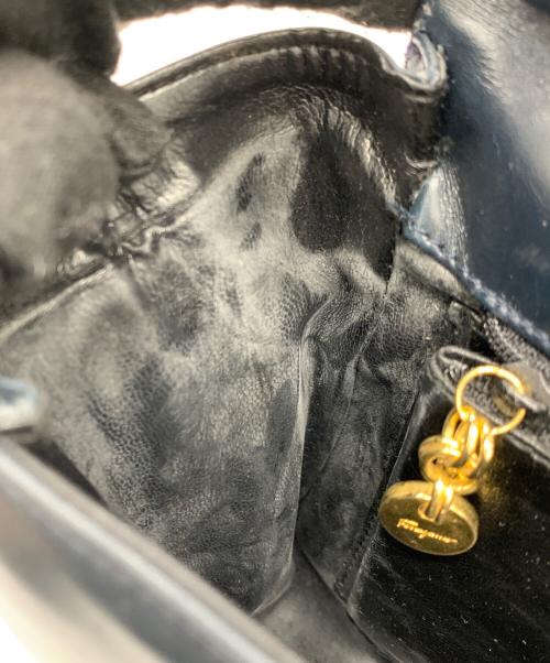 Salvatore Ferragamo（サルヴァトーレ フェラガモ）Salvatore Ferragamo (サルヴァトーレ フェラガモ) ハンドバッグ ブラックの古着・服飾アイテム